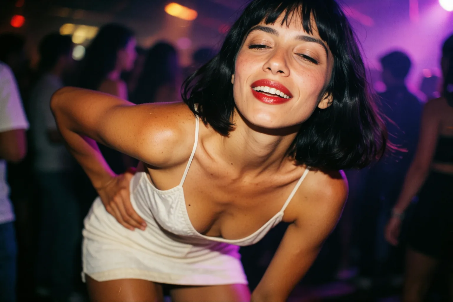 Scene 1 of the story: My Girlfriend Accepted the Challenge at the Club and I Just Watched